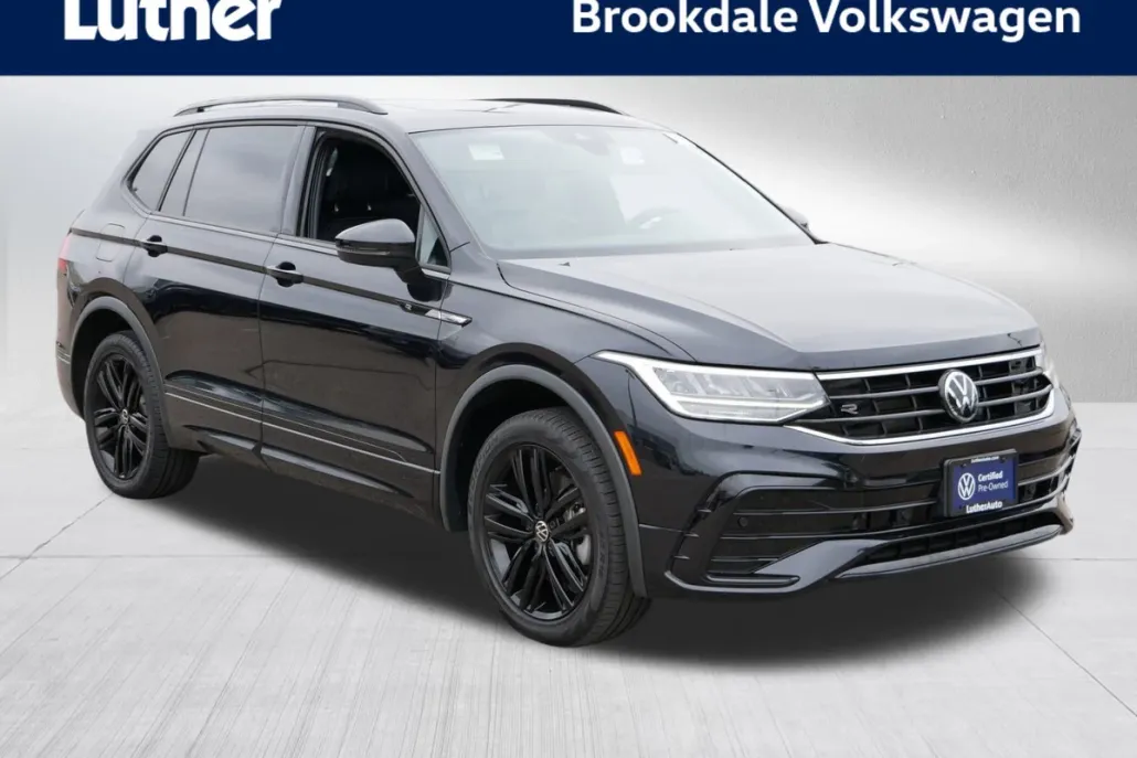 2022 Volkswagen Tiguan SE R-Line Black photo 1