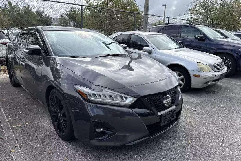 2021 Nissan Maxima Platinum photo 1