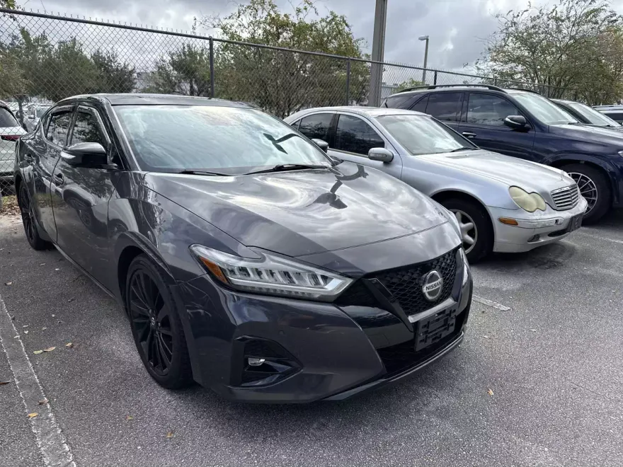 2021 Nissan Maxima Platinum photo 1