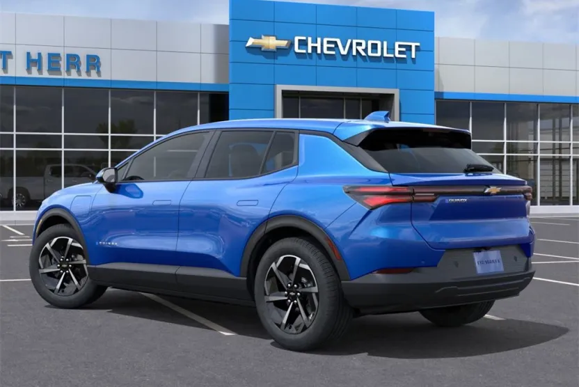 2026 Chevrolet Equinox EV 1LT photo 1