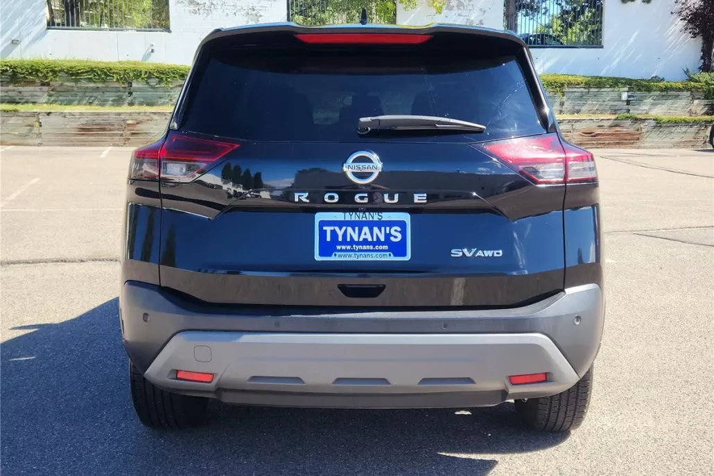 2021 Nissan Rogue SV photo 1