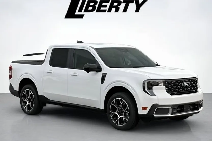 2025 Ford Maverick Lariat photo 1
