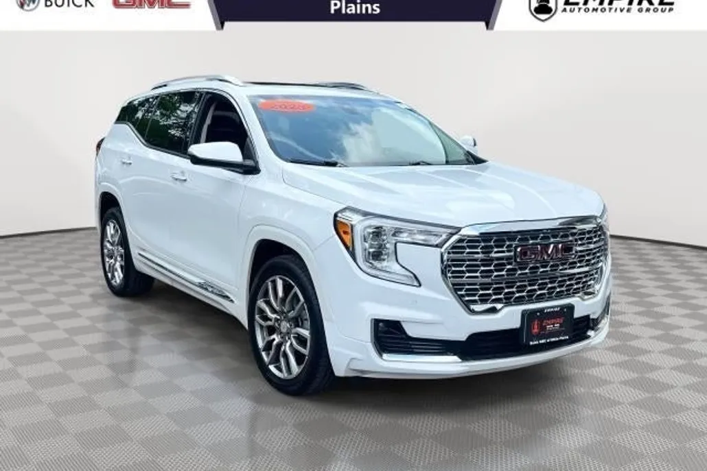 2023 Gmc Terrain Denali photo 1