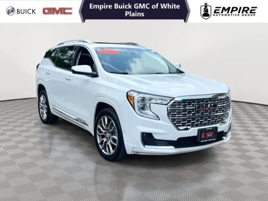 2023 Gmc Terrain Denali photo 1