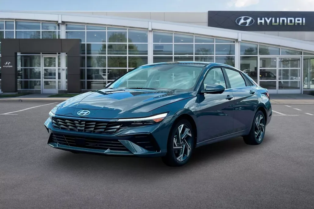 2025 Hyundai Elantra Limited photo 1