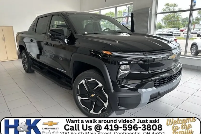 2026 Chevrolet Silverado EV LT photo 1