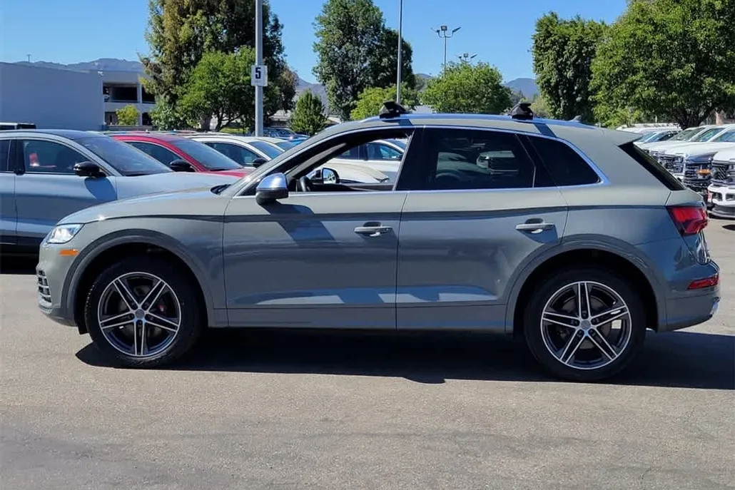 2020 Audi SQ5 Premium Plus photo 1