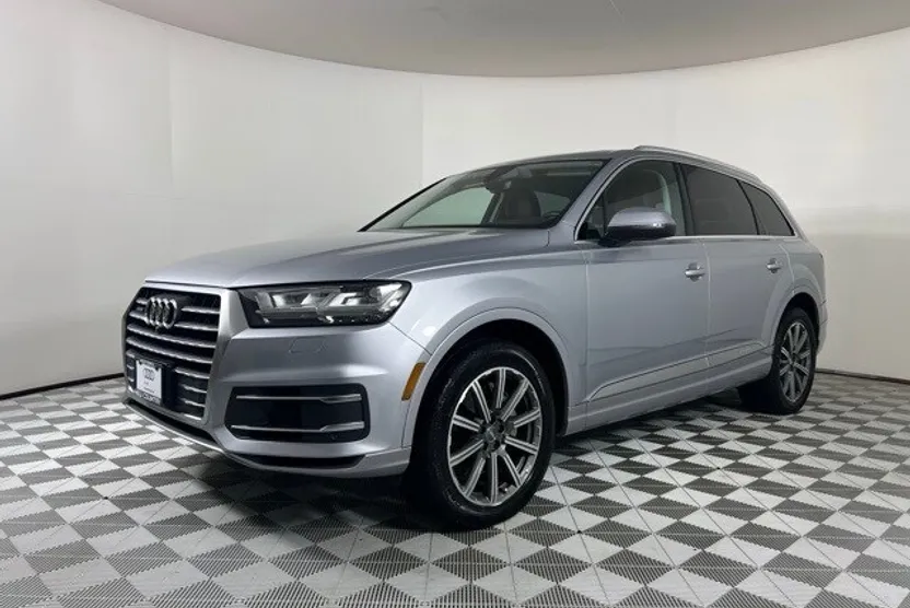 2019 Audi Q7 55 Premium Plus photo 1
