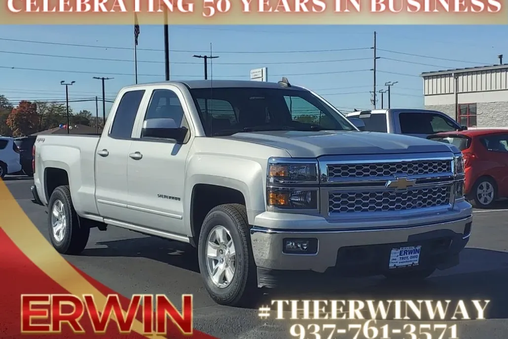 2015 Chevrolet Silverado 1500 LT photo 1