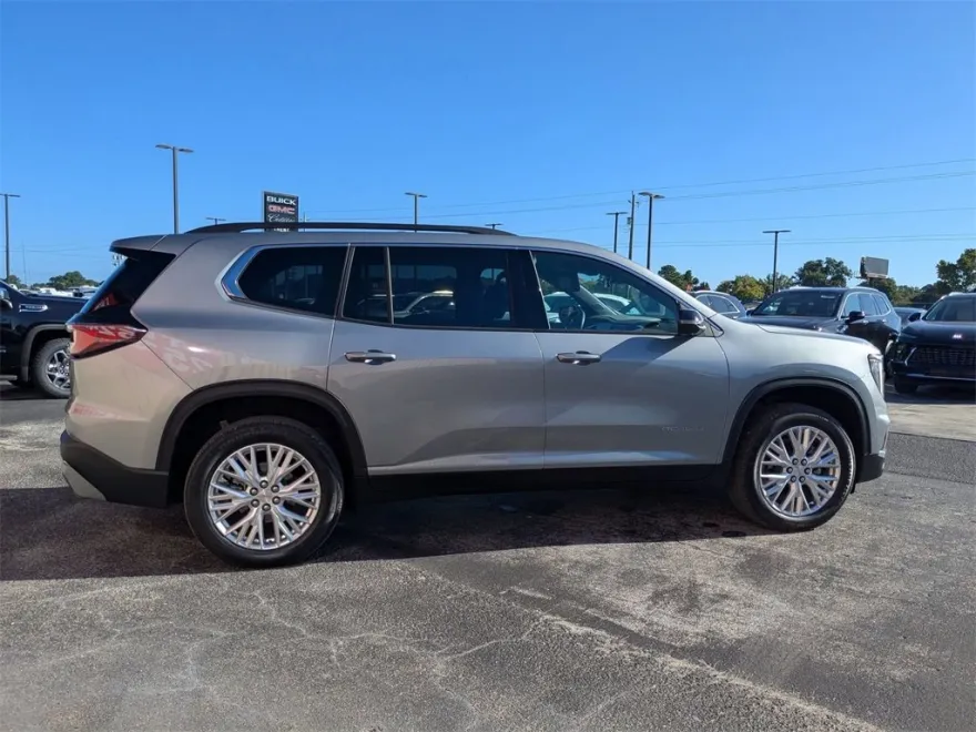 2024 Gmc Acadia Elevation photo 1