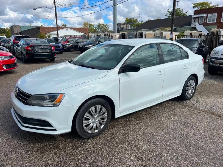 2015 Volkswagen Jetta S photo 1