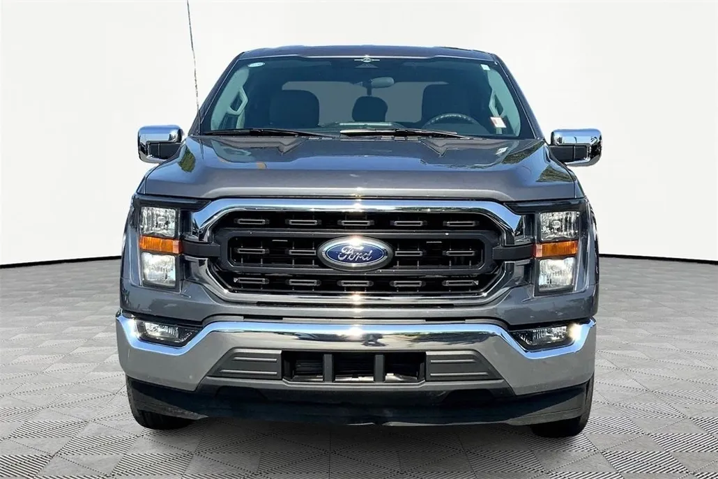 2023 Ford F-150 XLT photo 1