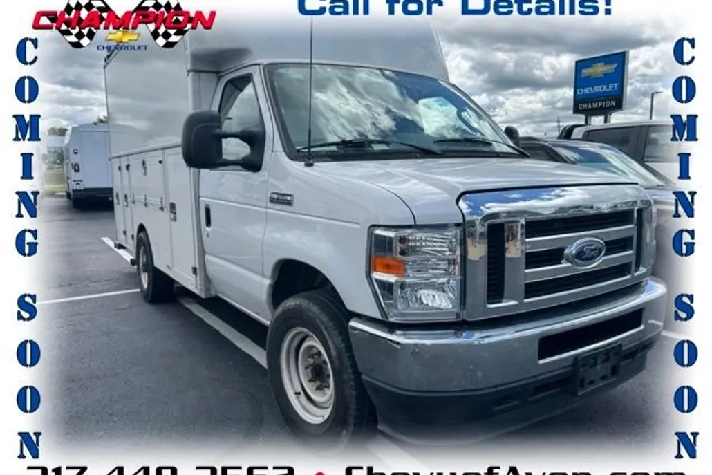 2023 Ford E-350 photo 1