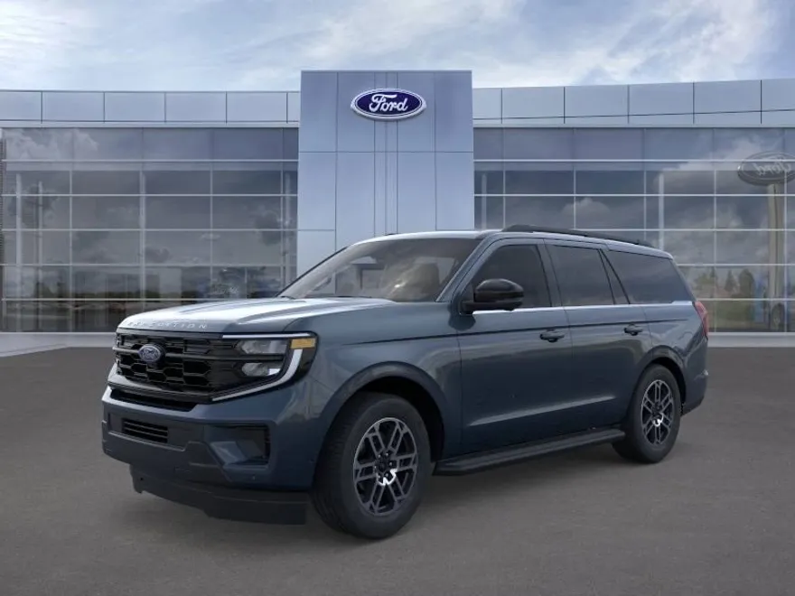 2025 Ford Expedition photo 1