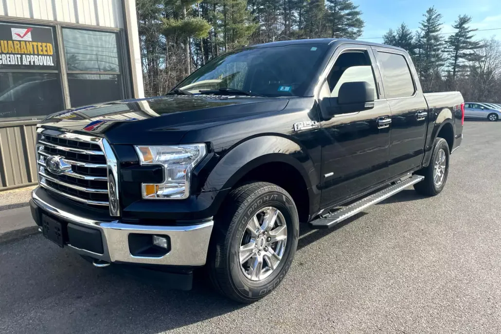 2017 Ford F-150 XLT photo 1