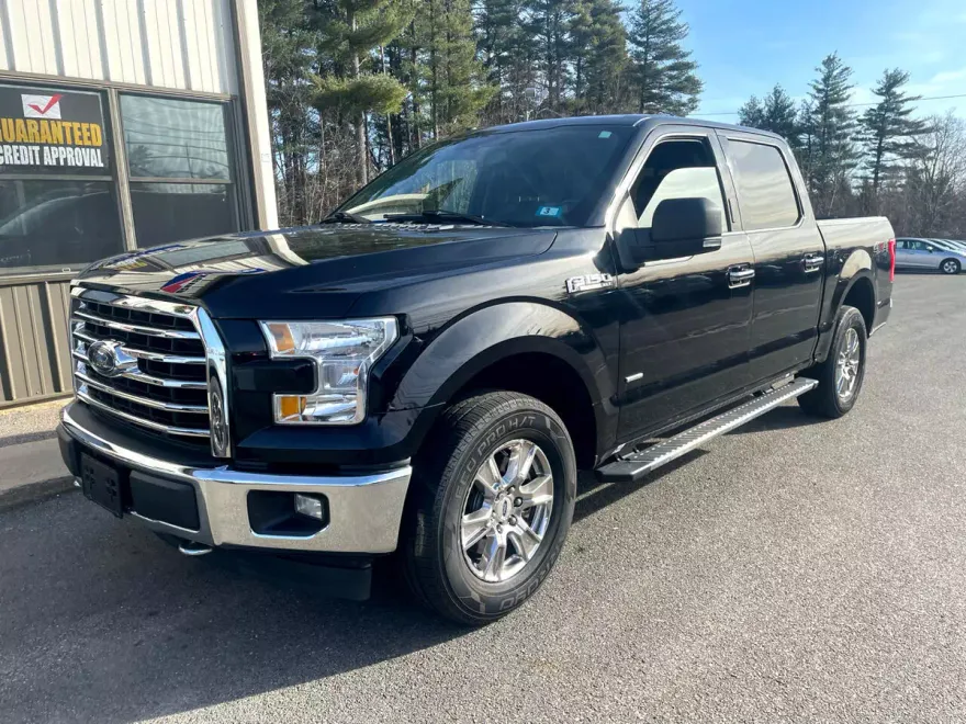 2017 Ford F-150 XLT photo 1