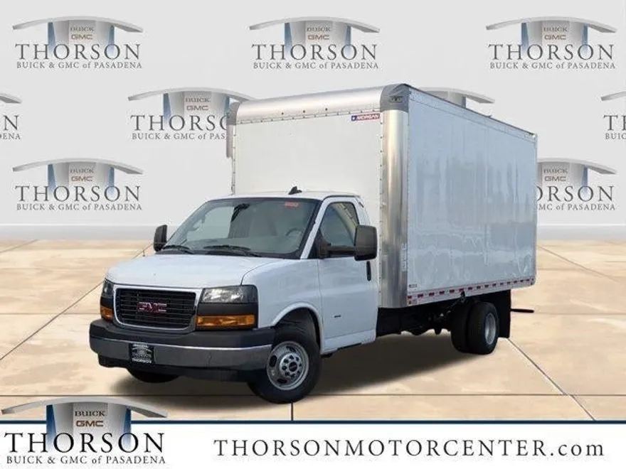 2024 Gmc Savana Cutaway 3500 photo 1