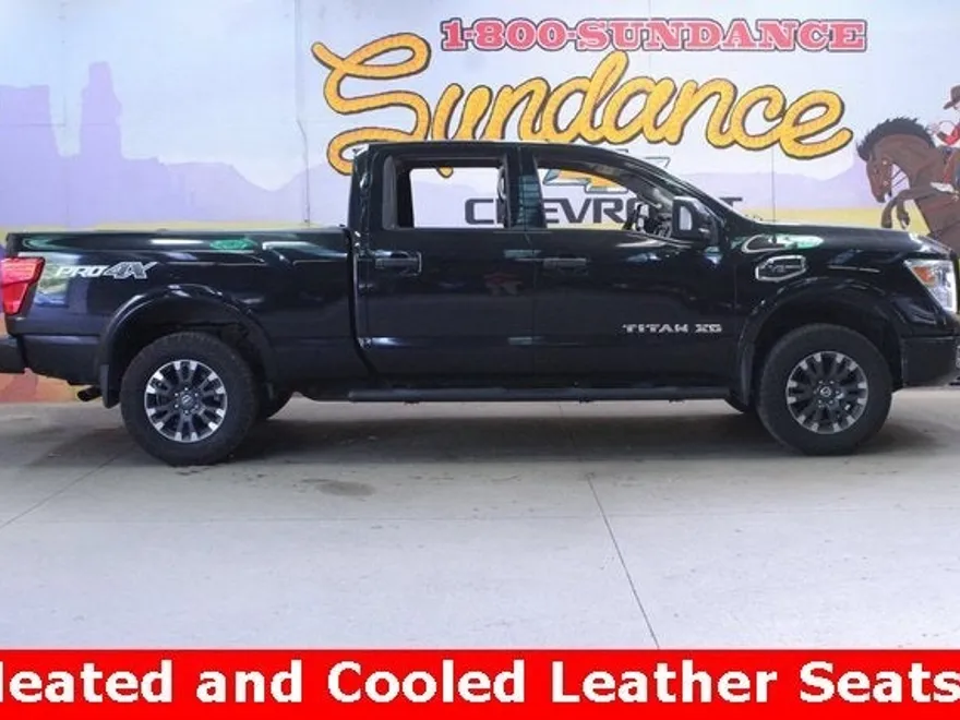 2016 Nissan Titan S photo 1
