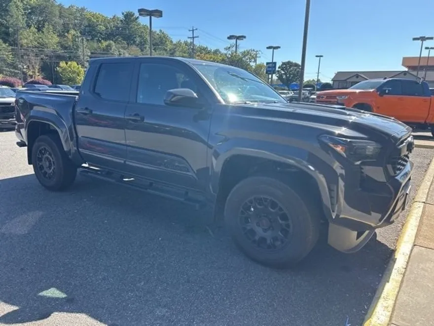 2024 Toyota Tacoma SR5 Double Cab Short Bed photo 1