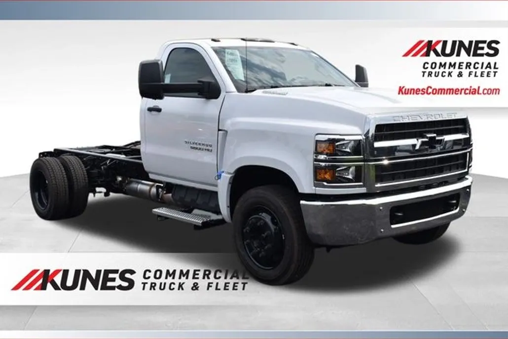 2024 Chevrolet Silverado 5500HD Work Truck photo 1