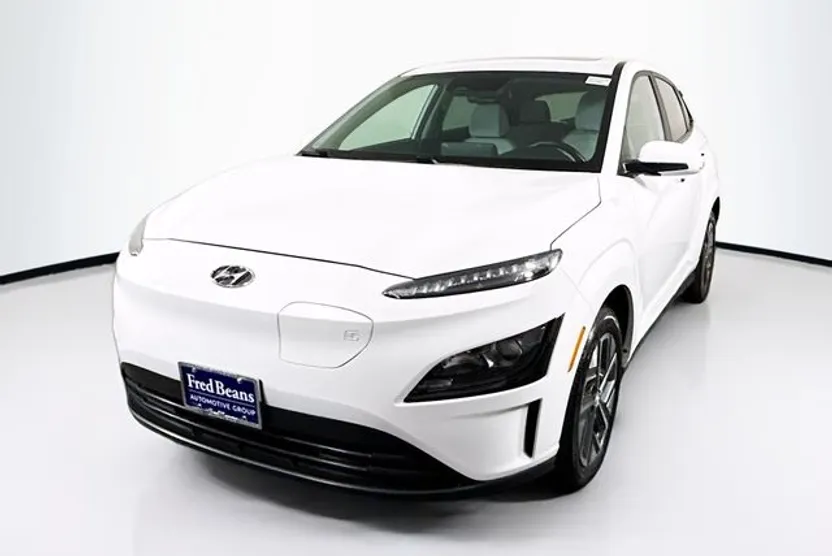 2023 Hyundai Kona Electric SEL photo 1