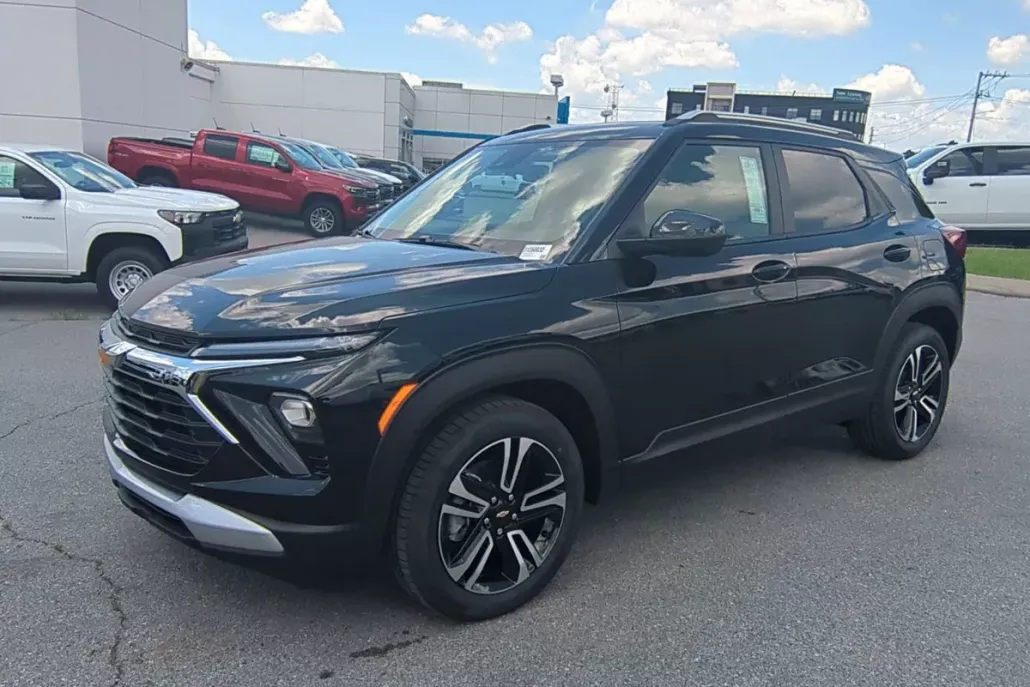 2026 Chevrolet Trailblazer LT photo 1