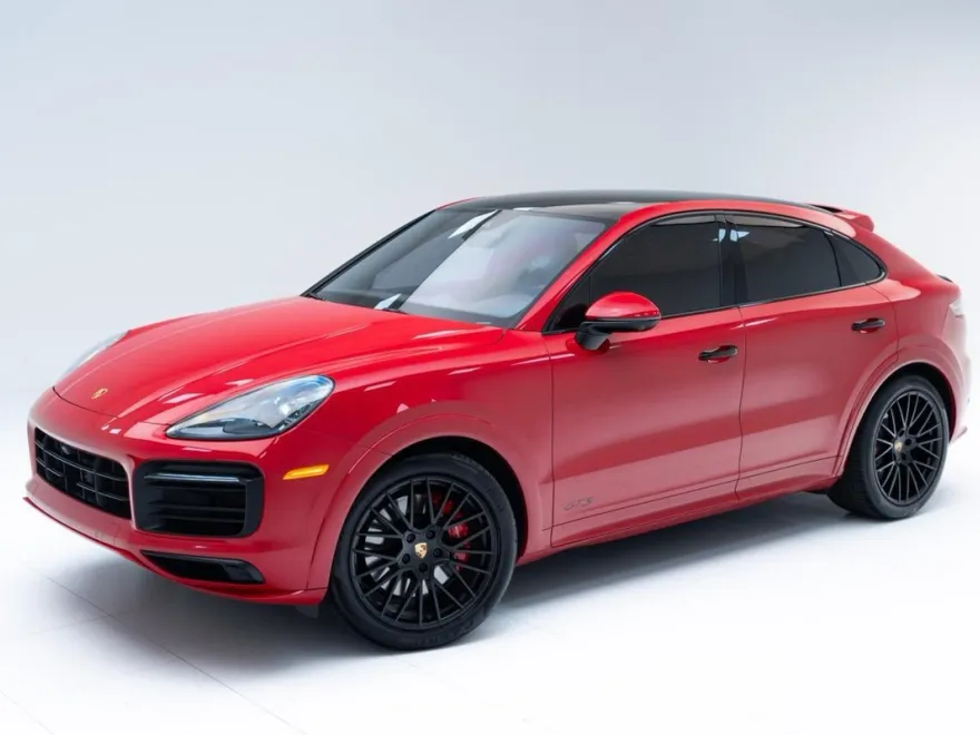 2022 Porsche Cayenne GTS Coupe photo 1