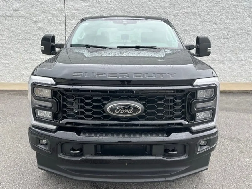 2026 Ford F-250 photo 1