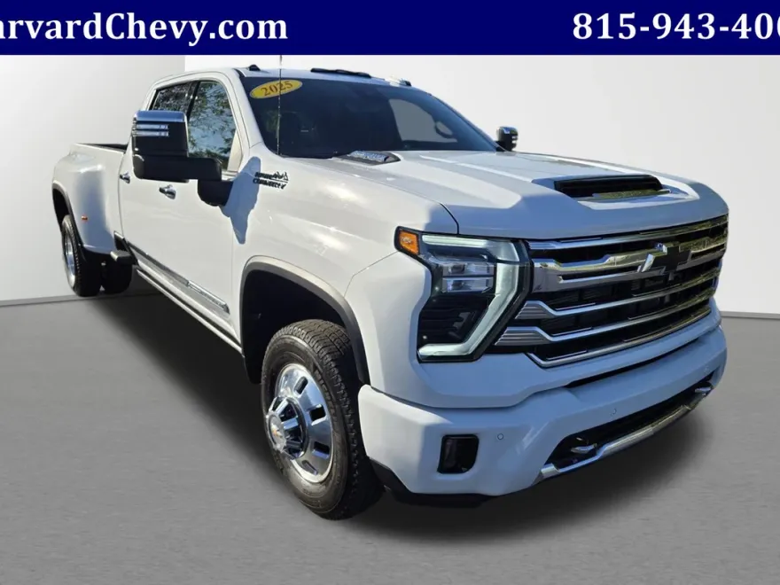2025 Chevrolet Silverado 3500HD High Country photo 1