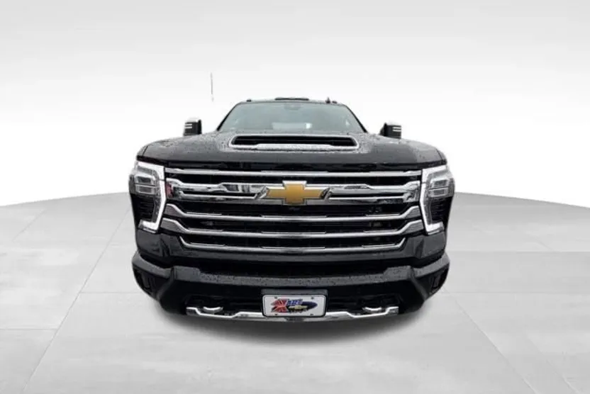 2024 Chevrolet Silverado 2500HD High Country photo 1