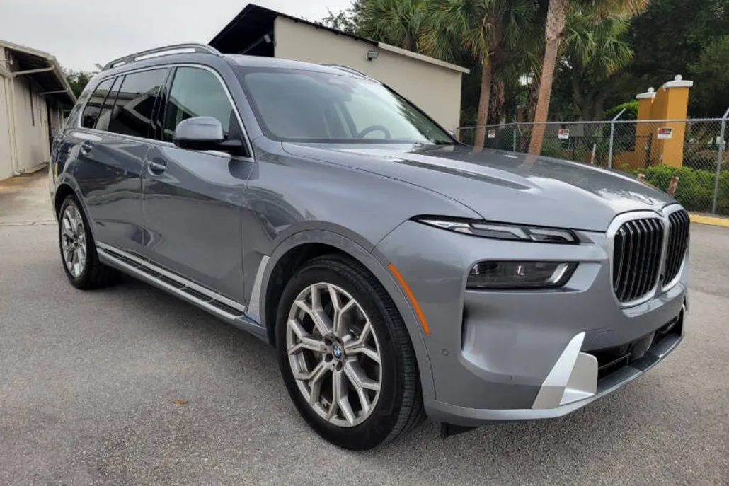 2024 Bmw X7 xDrive40i photo 1