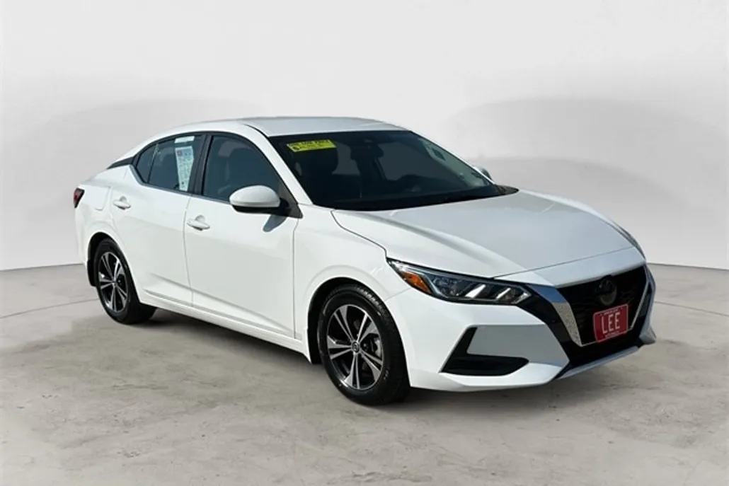 2022 Nissan Sentra SV photo 1