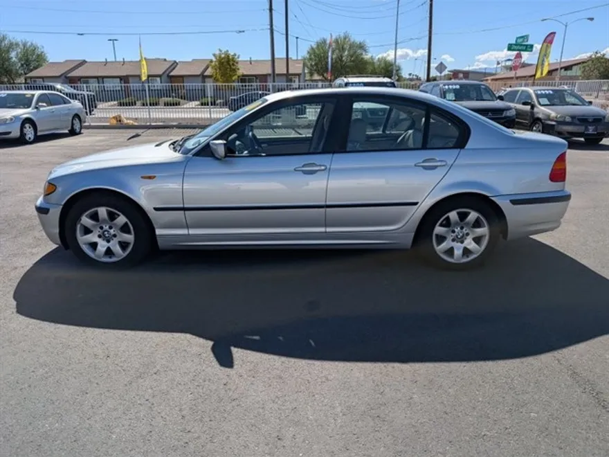 2005 Bmw 325i 3-Series photo 1
