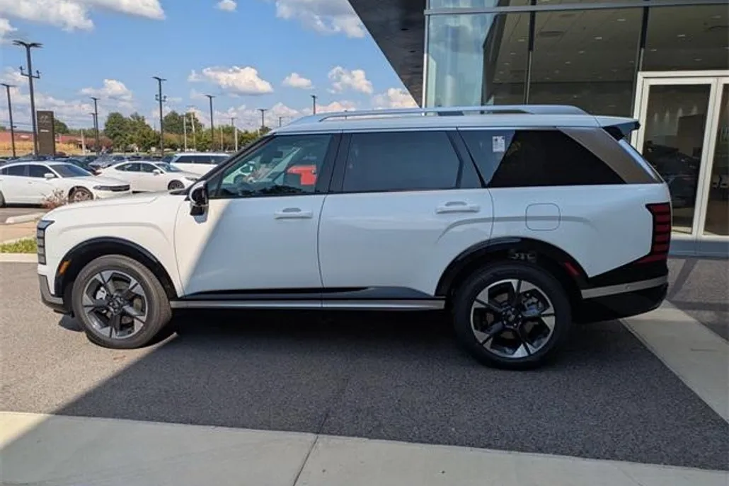 2026 Hyundai Palisade Limited photo 1