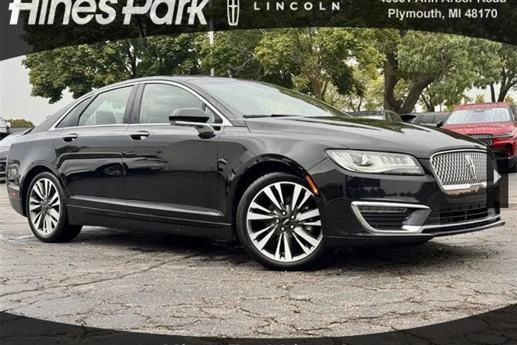 2020 Lincoln MKZ Reserve photo 1