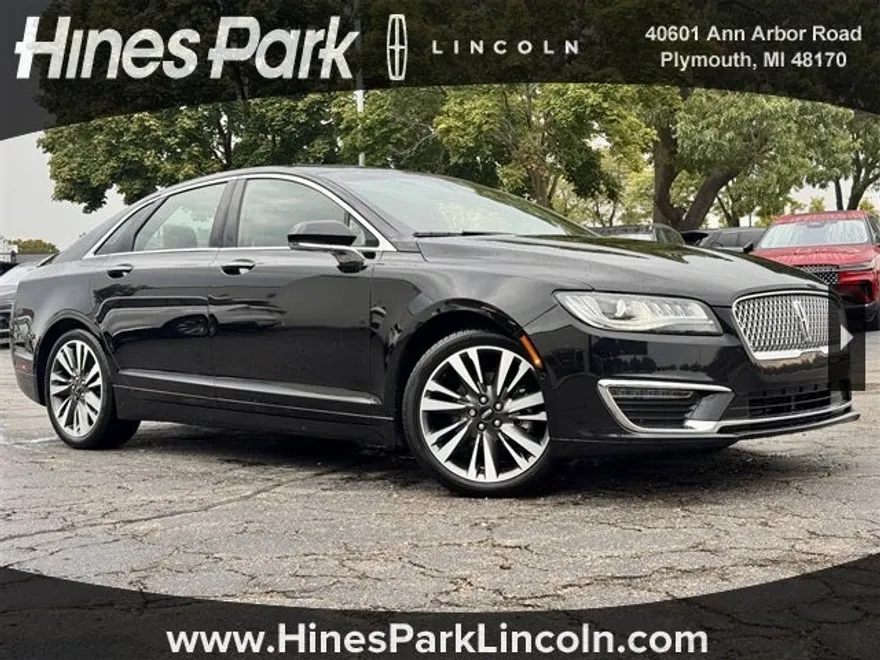 2020 Lincoln MKZ Reserve photo 1