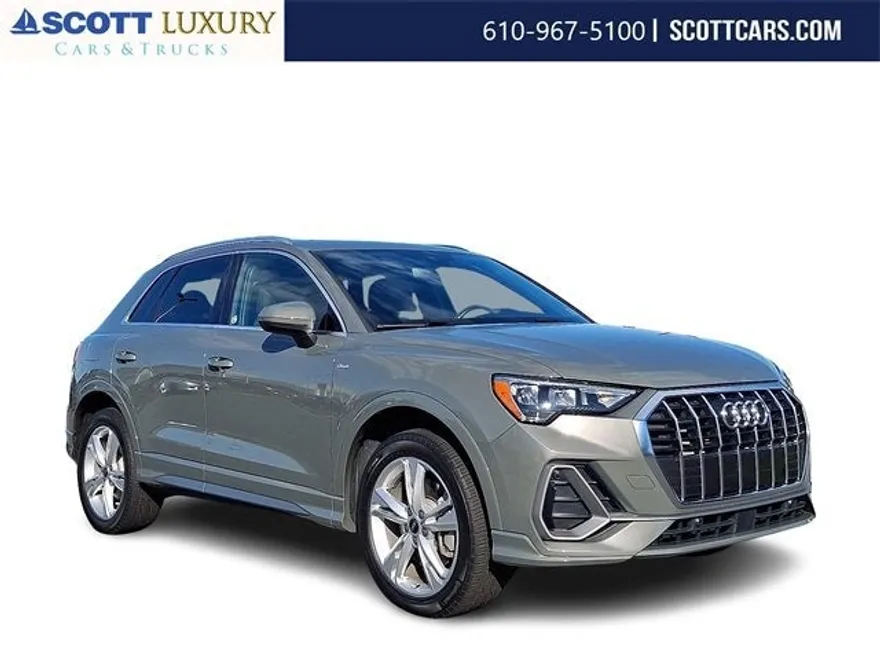 2022 Audi Q3 45 TFSI S line Premium photo 1