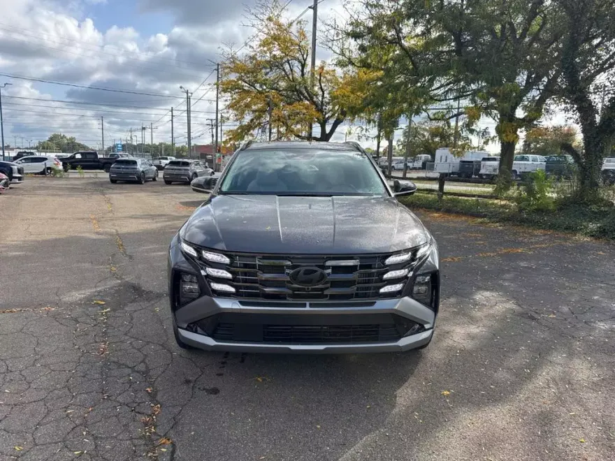 2025 Hyundai Tucson Hybrid Limited photo 1