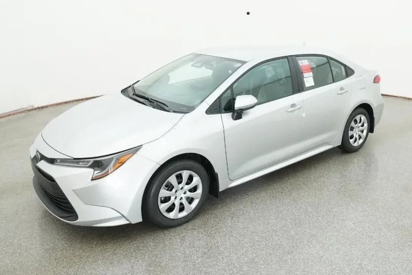 2026 Toyota Corolla LE photo 1