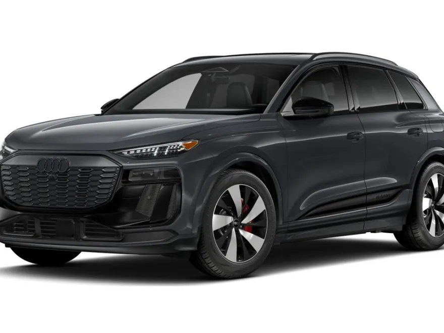 2025 Audi SQ6 photo 1