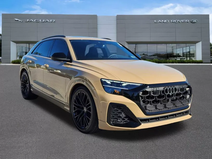 2024 Audi SQ8 Premium Plus photo 1