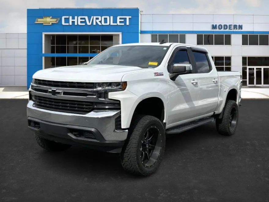 2019 Chevrolet Silverado 1500 LT photo 1