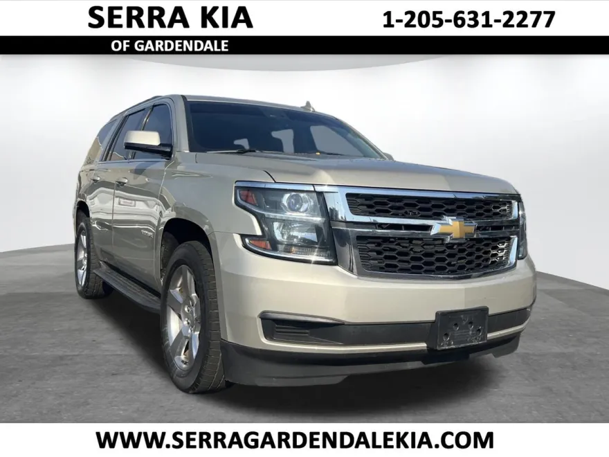 2016 Chevrolet Tahoe LT photo 1