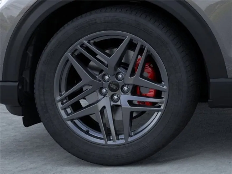 2025 Ford Explorer ST photo 1
