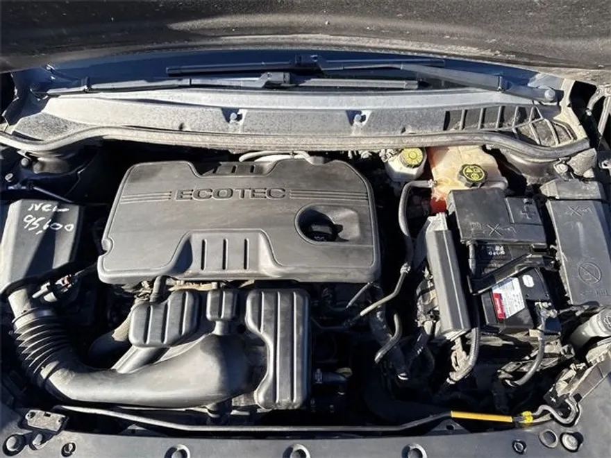 2012 Buick Verano Convenience photo 1
