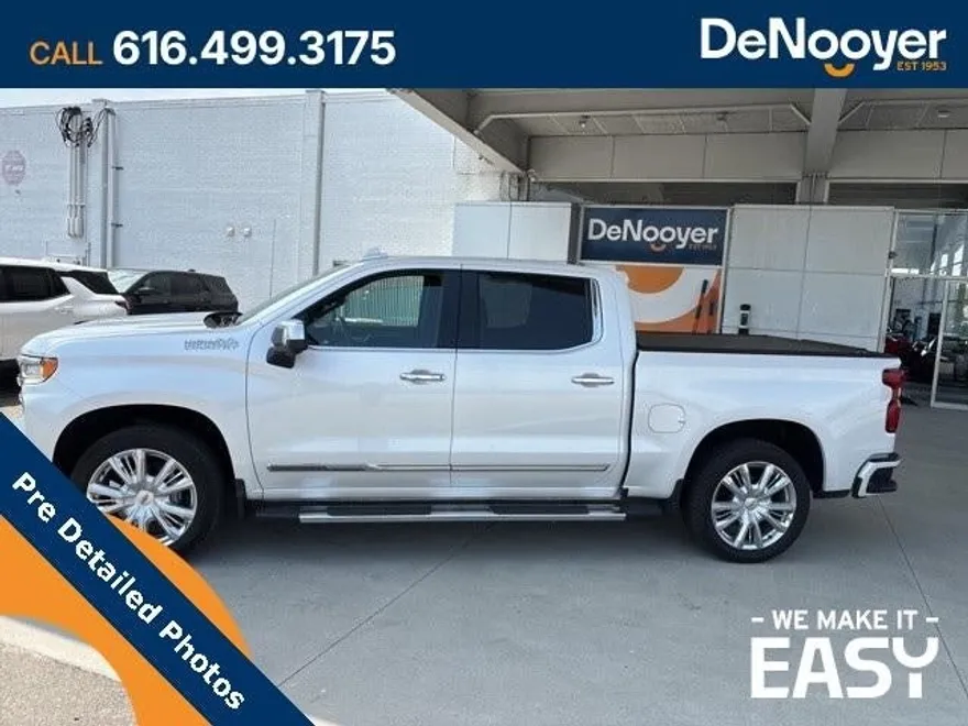 2022 Chevrolet Silverado 1500 High Country photo 1
