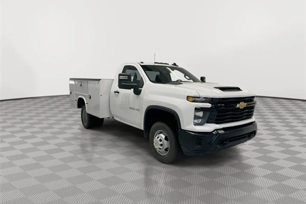 2025 Chevrolet Silverado 3500HD Work Truck photo 1