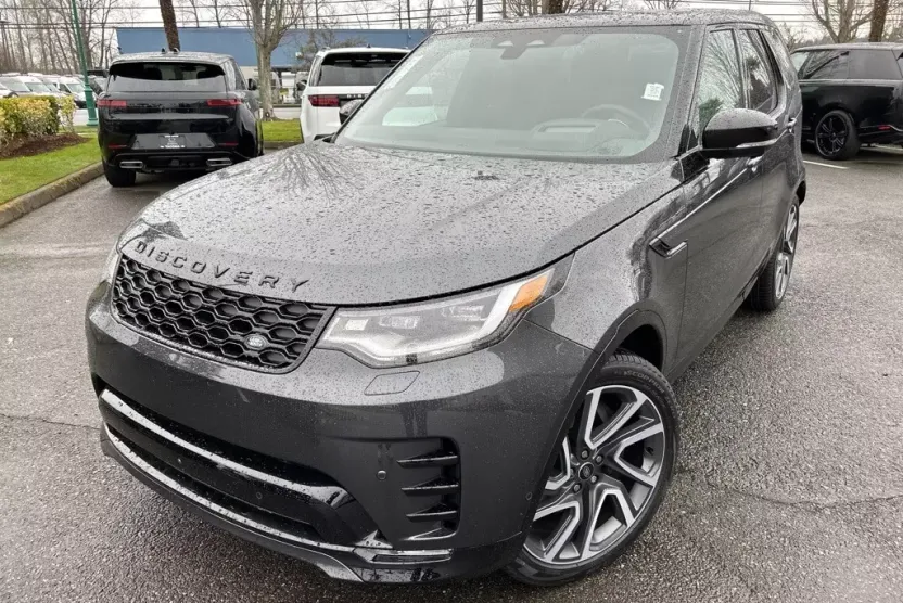 2025 Land Rover Discovery SE photo 1