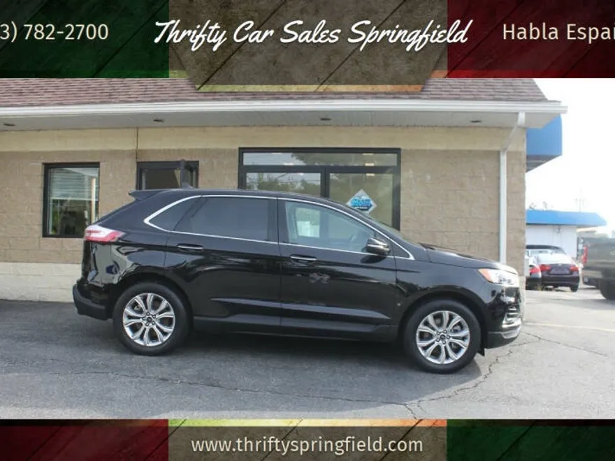 2024 Ford Edge Titanium photo 1