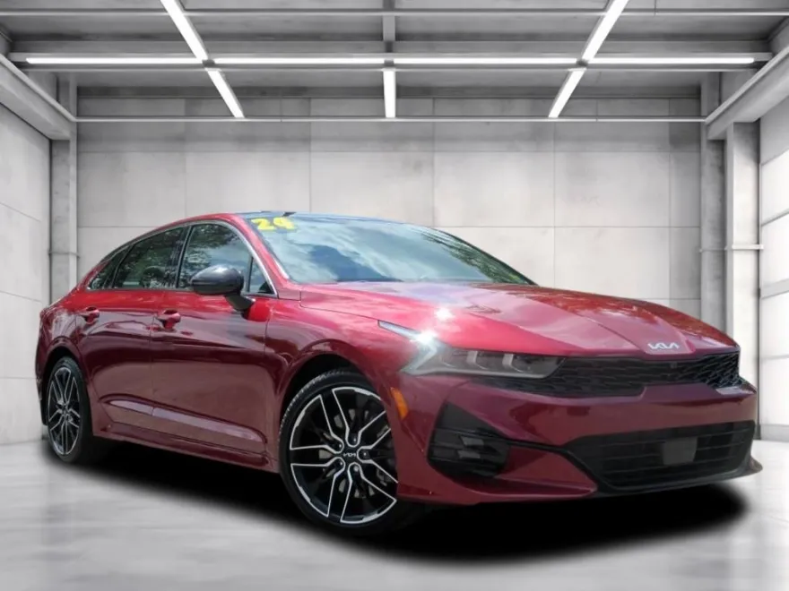 2024 Kia K5 GT photo 1